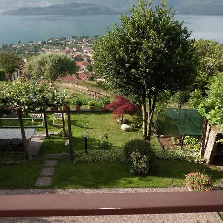 Casa Luna' Mit Wasserblick By Interhome Lejlighed Vercana