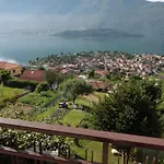 公寓 Casa Luna' Mit Wasserblick By Interhome