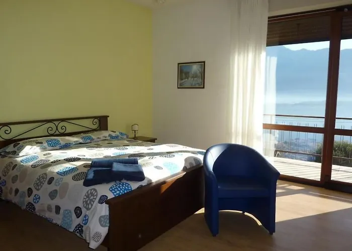 Casa Luna' Mit Wasserblick By Interhome