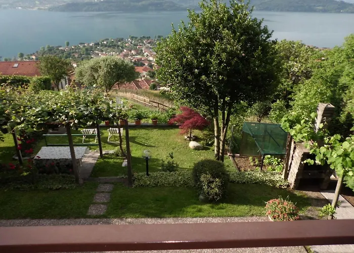 Casa Luna' Mit Wasserblick By Interhome 公寓 Vercana