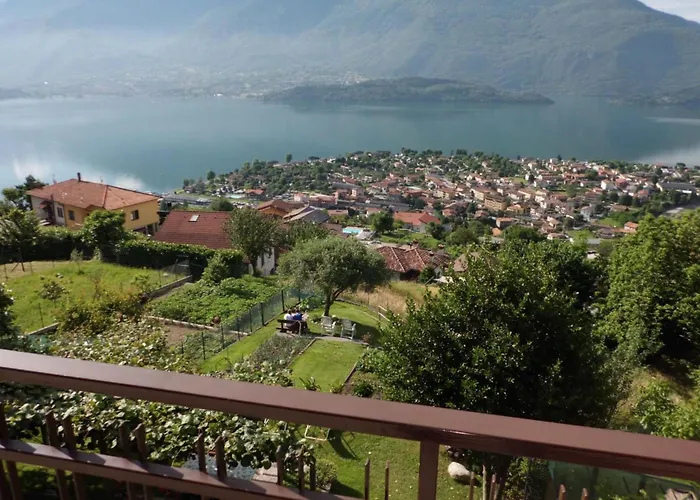 公寓 Casa Luna' Mit Wasserblick By Interhome