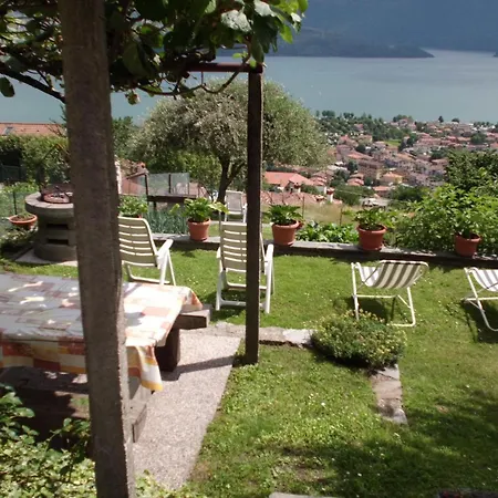 Appartement Casa Luna' Mit Wasserblick By Interhome