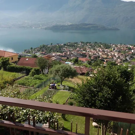 Daire Casa Luna' Mit Wasserblick By Interhome